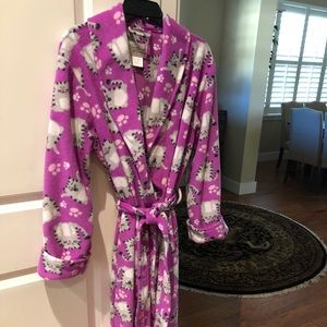 Long purple cat robe. So cozy.